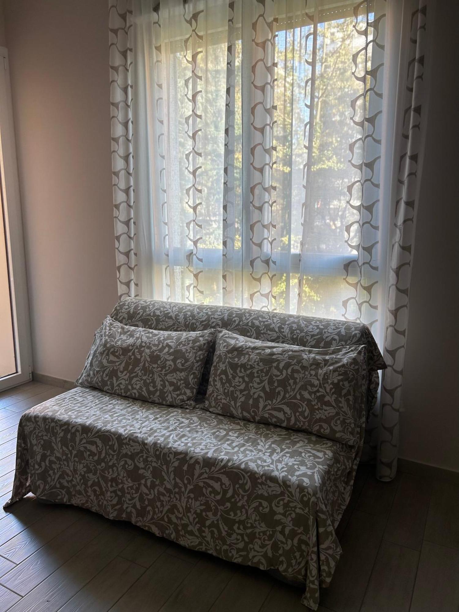 Appartamento Veronica, Per Lavoro E Relax Corsico Kültér fotó